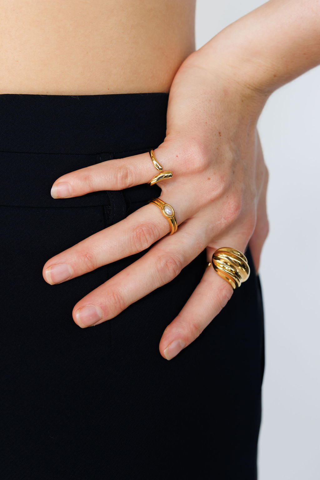 BLOG 8 - How To Transition Your Wardrobe For Autumn With Viktoria Green
