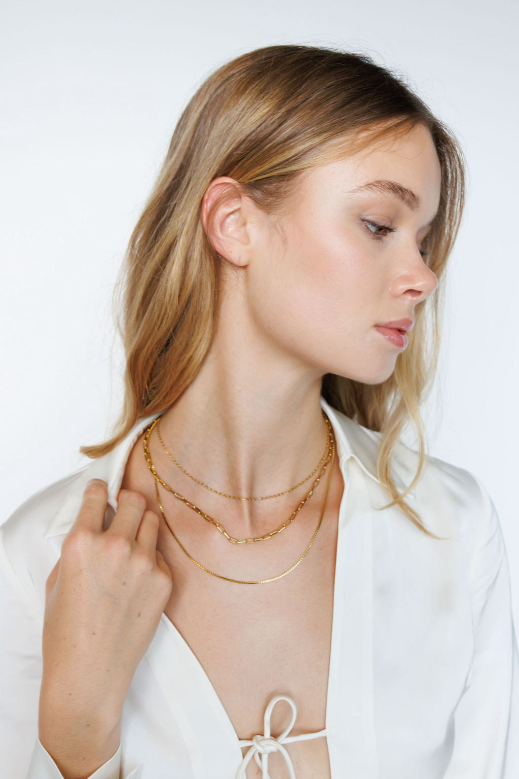 gold chain necklace womens jewellery Waterproof hypoallergenic. sustainable unique  affordable